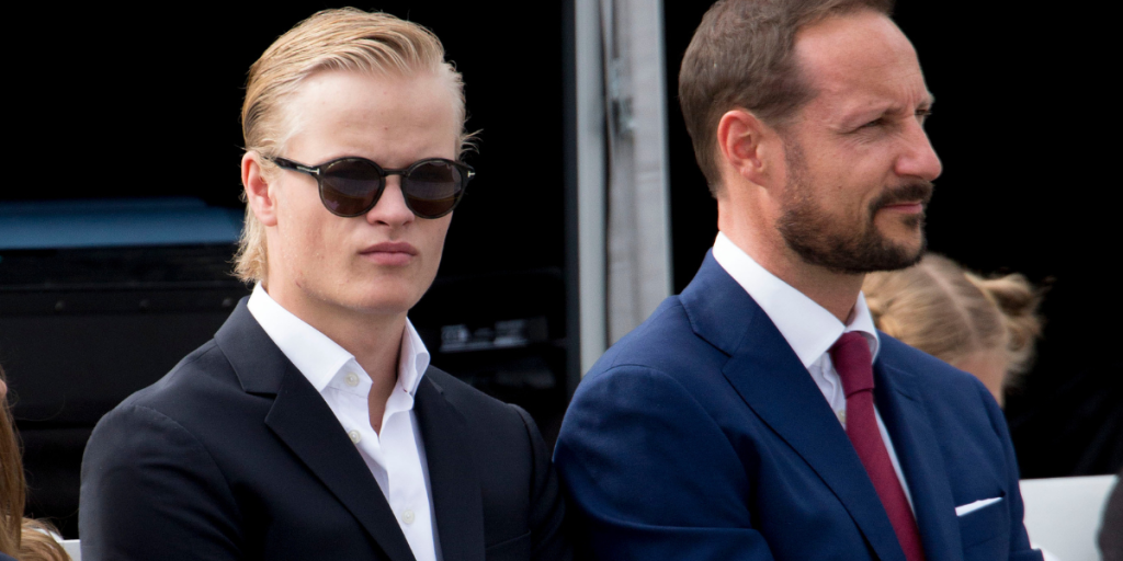 Skandaleprins på tur: Marius på luksusferie med kronprins Haakon