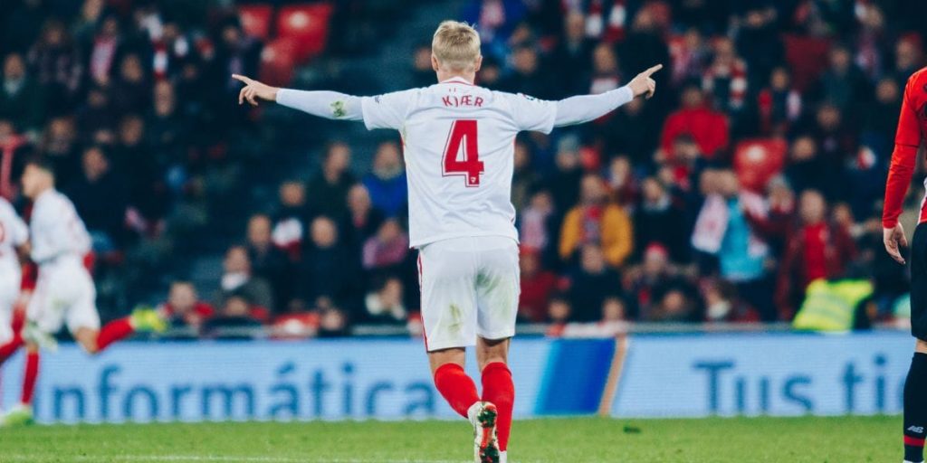 Simon Kjær bekræfter karrierestop: Nu reagerer Kasper Hjulmand