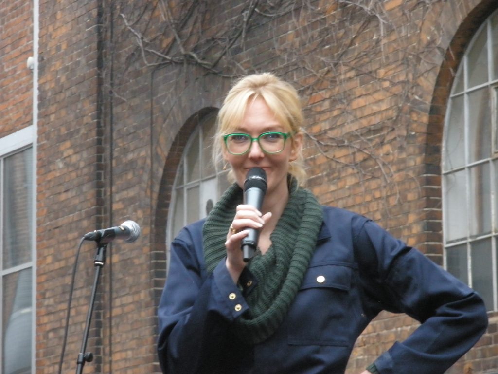 Ditte Hansen holder sig ikke tilbage: Det gør bare livet lidt sjovere