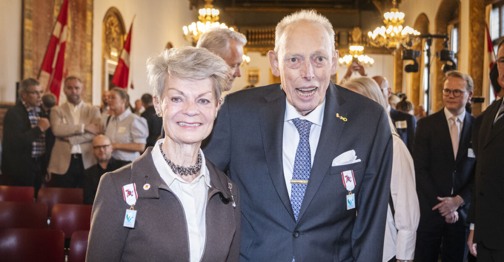 Greve Ingolf og grevinde Sussie i unikt møde med modige unge