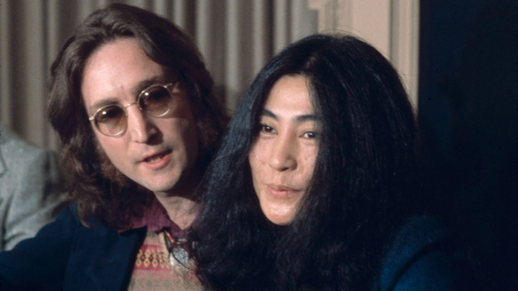 45 år Sener: John Lennons morder nægtes frihed