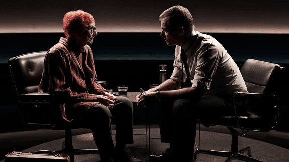 TV 2-vært afslører: Sådan var det at interviewe Jytte Abildstrøm