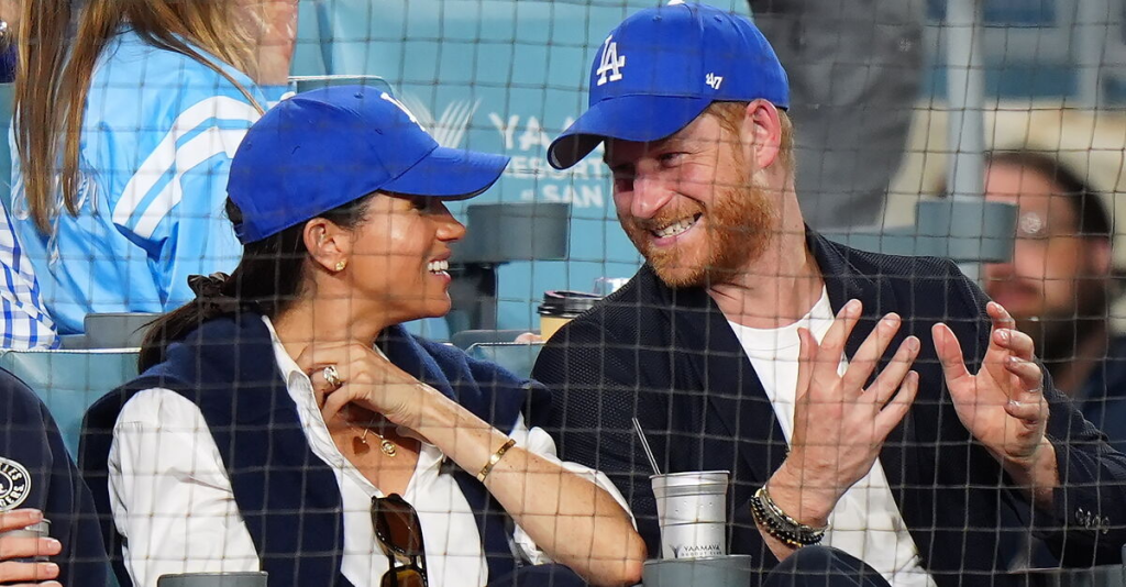 Meghan og Harry: Deler kærlig stund på stadion