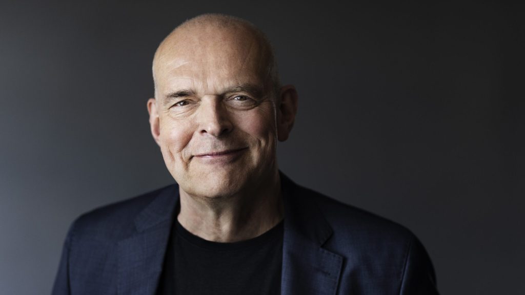 Hans navn var ikke oprindeligt på rollelisten: Nu afslører Niels Olsen nyt