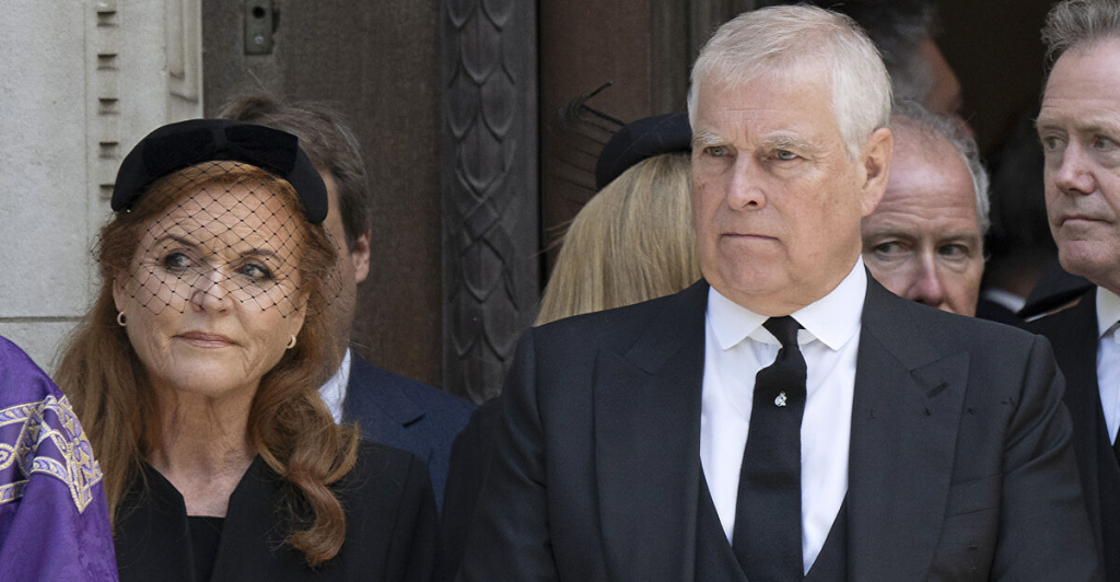 29 år efter skilsmissen: Sarah og Andrew bor stadig sammen!