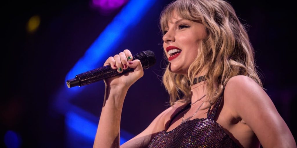 Milton raser: Taylor Swift sender 35 millioner kroner afsted