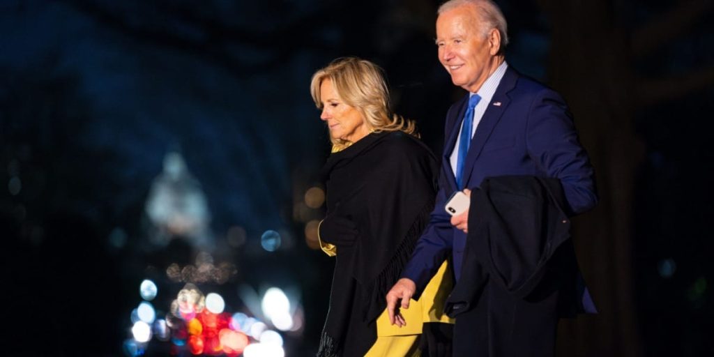 Trump Jr. chokerer efter udtalelse om Jill Biden