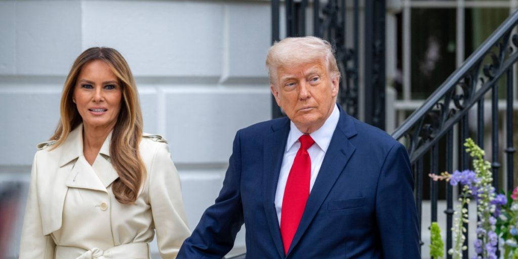 Øjeblik mellem Trump og Melania går verden rundt: Nu afsløres det, hvad der virkelig skete