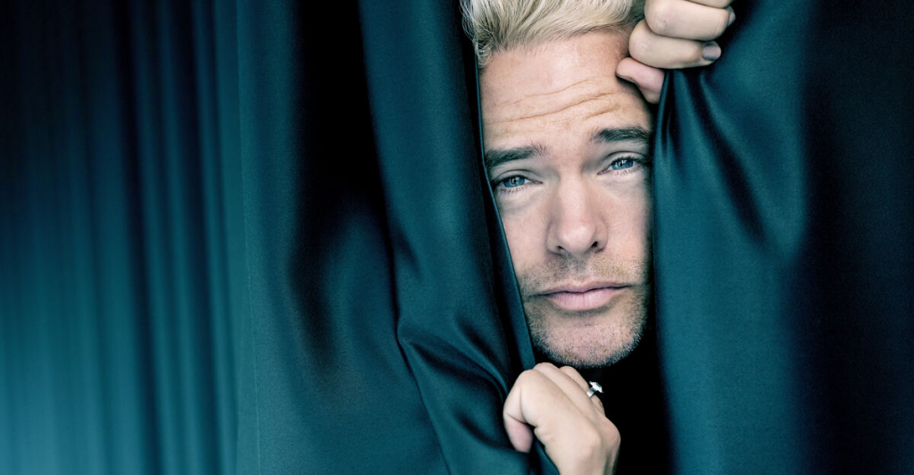 Silas Holst: Fortæller sin sandhed, trods hård kritik