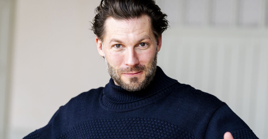 Simon Stenspil: Tager ansvar og fortryder sin handling