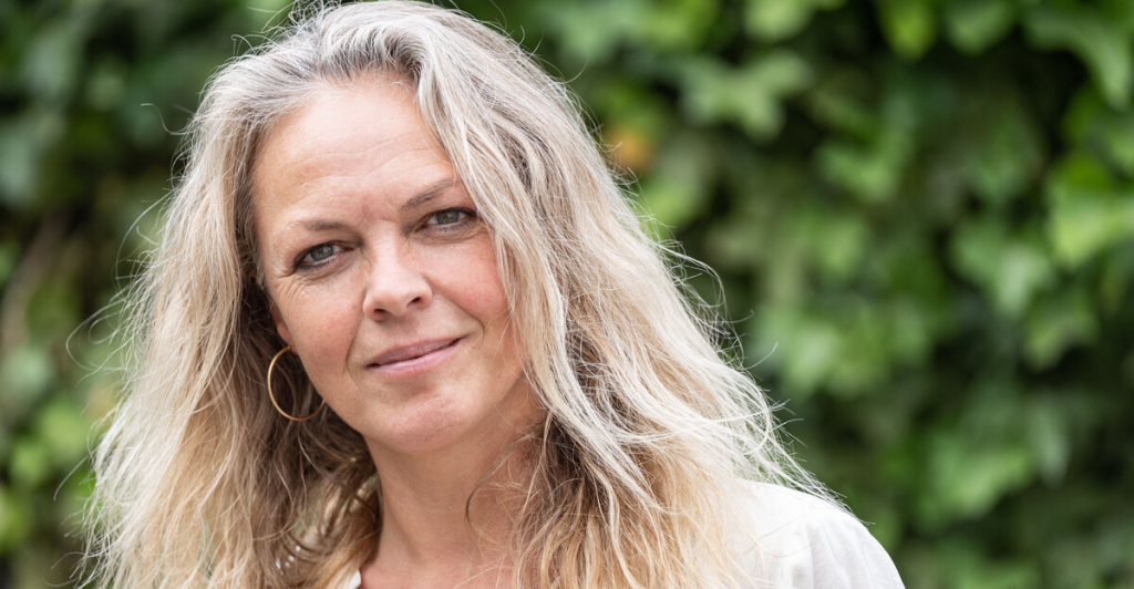 Revyen lever videre: Nu med Trine Pallesen ved roret