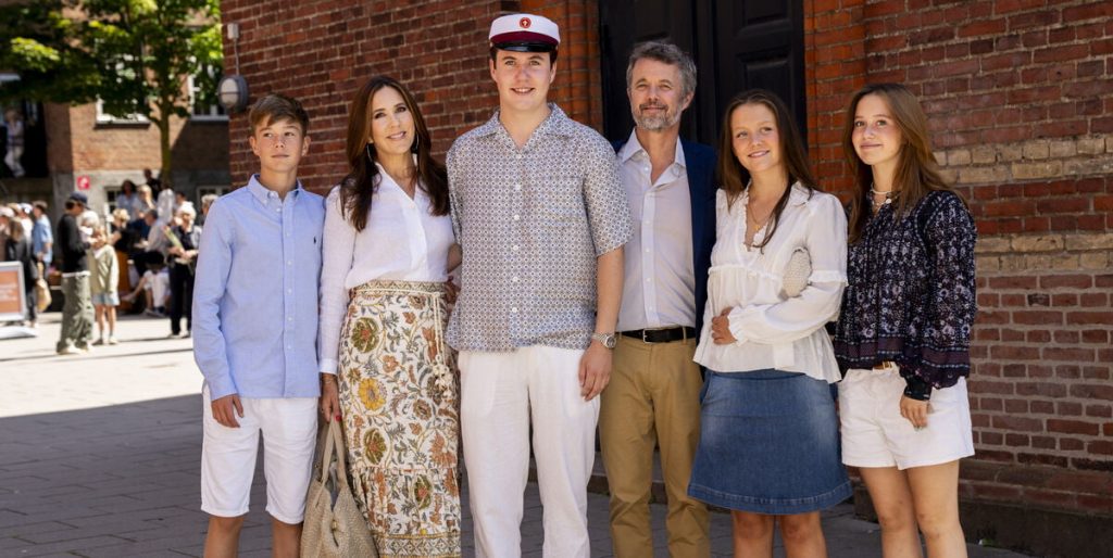 Retter kritik mod kronprins Christian: Det er ikke folkeligt