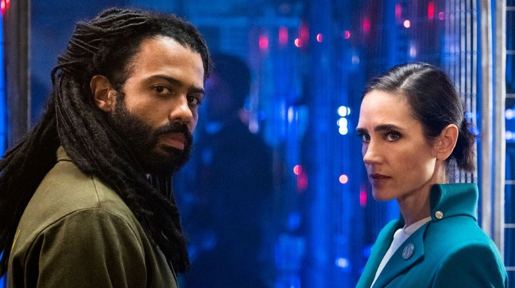 Snowpiercer anmeldelse sæson 1 serie / Filmz.dk