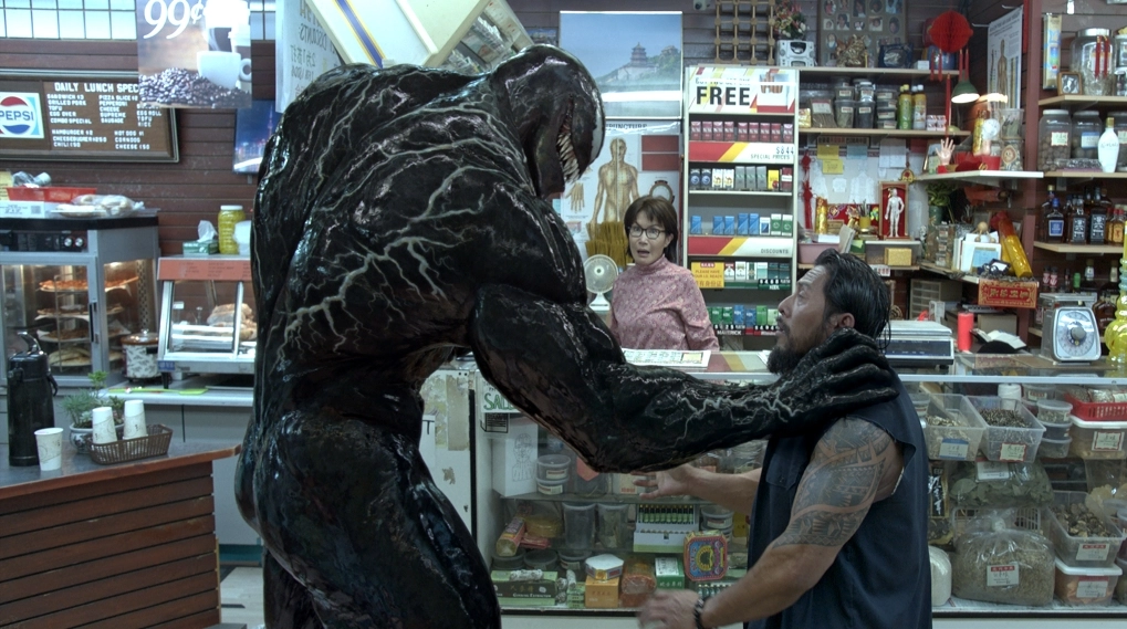 Venom Anmeldelse / Filmz.dk