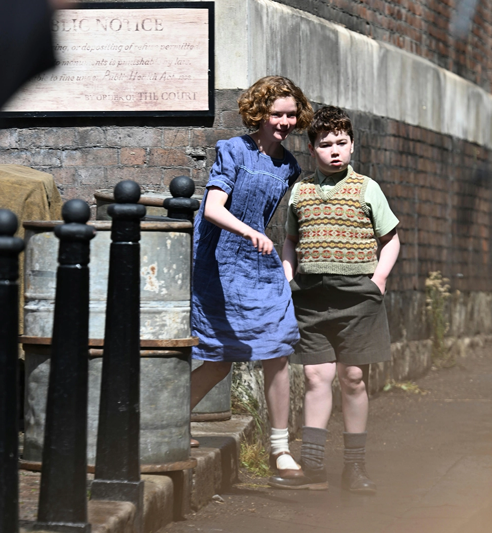 Exclusive: *Hold For Jo* Greta Gerwig’s The Chronicles Of Narnia: The Magician’s Nephew Begins Filming In London With First Sightings Of Cast 10 Aug 2025